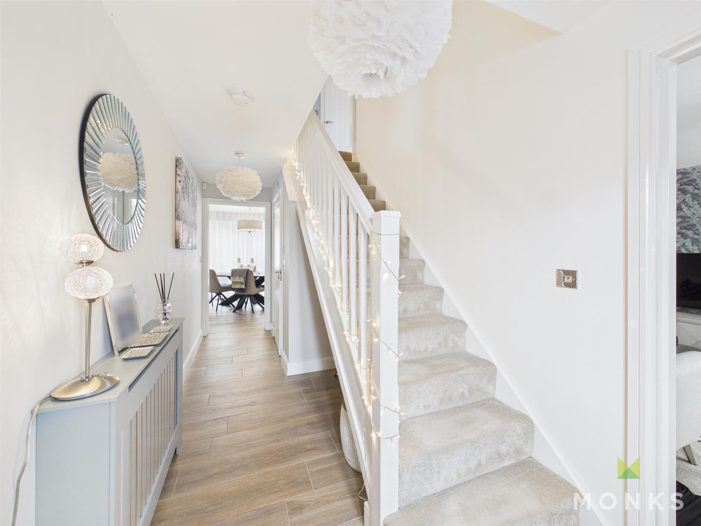 94 Holland Drive, Shrewsbury, SY2 5WA For Sale